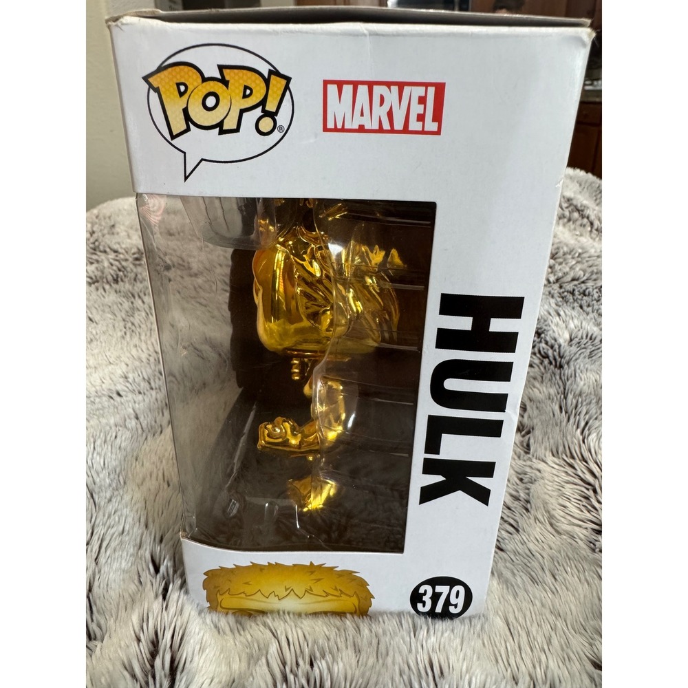 Marvel Funko Pop Gold Chrome Hulk 379 Exclusive Collectible Figure - Picture 4 of 7